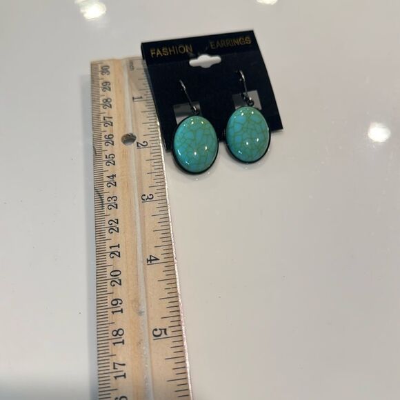 Turquoise Oval Fashion Earrings - Picture 3 of 4